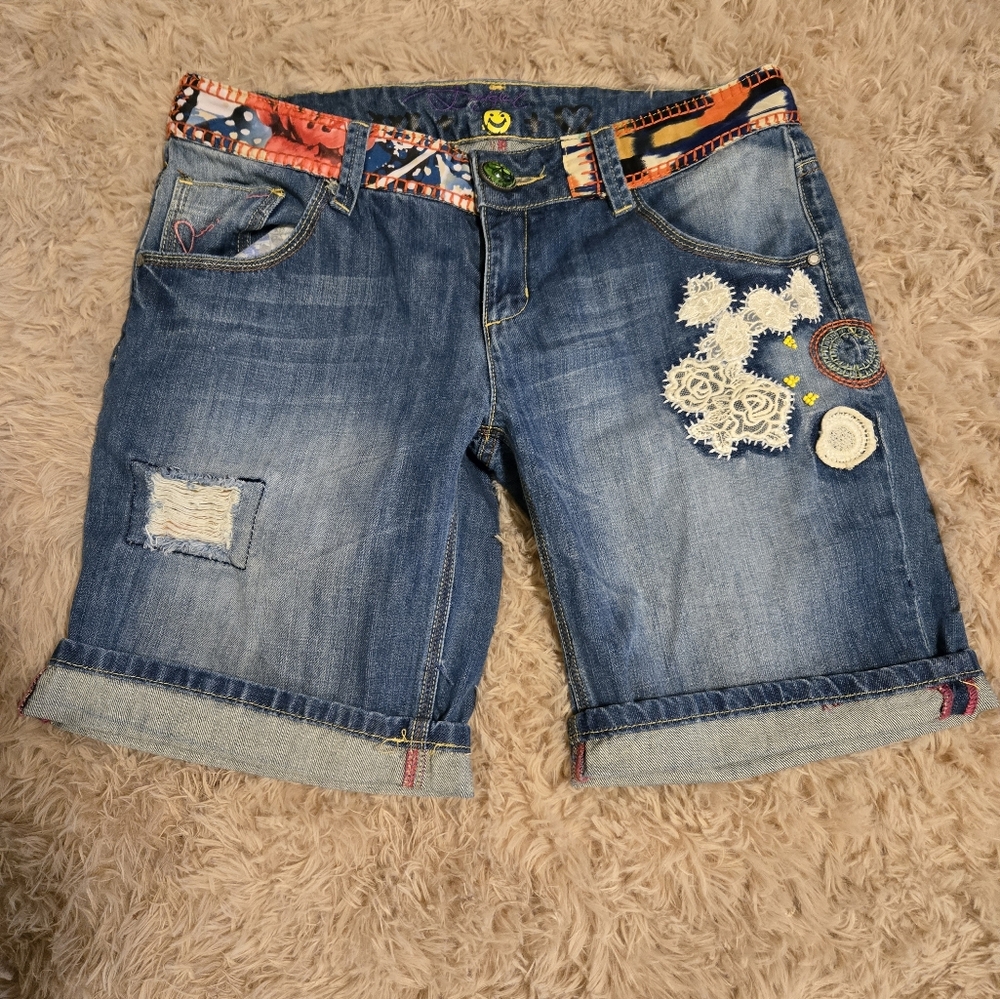 Desigual Denim Patchwork Embroidery Jean Shorts Boho Artsy Hippie 34 Waist